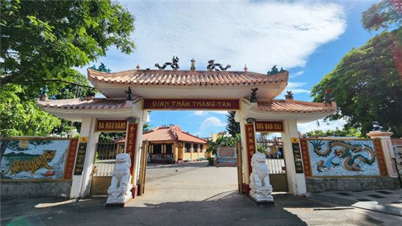 Đền Thắng Tam - Nơi linh thiêng cổ kính.