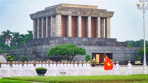 Lăng Chủ tịch Hồ Chí Minh (Lăng Bác).