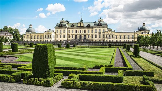 Cung điện Drottningholm