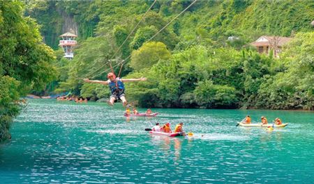 Tour Quảng Bình Trong Ngày (Đón Từ Đồng Hới): Khám Phá Động Phong Nha/ Thiên Đường - Sông Chày Hang Tối