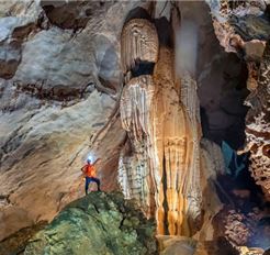 Tour Quảng Bình Trong Ngày (Đón Tại Đồng Hới): Khám Phá Hang Chà Lòi