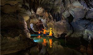 ivivu-song-ngam-hang-choi-loi-quang-binh-1.jpg