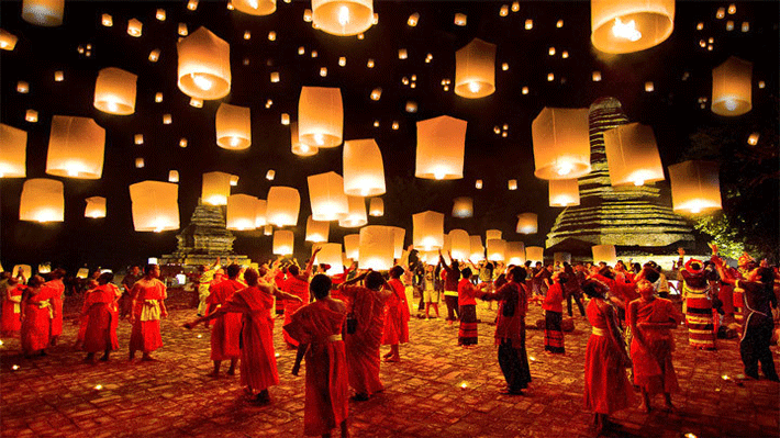 Nghi lễ thả đèn trời tại Lào.