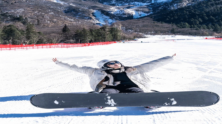 Trải nghiệm trượt tuyết tại Tất Bằng Câu.