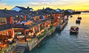Phố cổ ngàn năm Ô trấn.