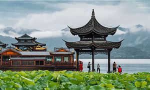 Tây Hồ.