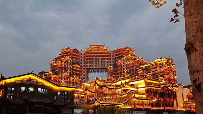 72 Kỳ Lầu.