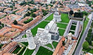 ivivu-pisa-piazza-dei-miracoli.jpg