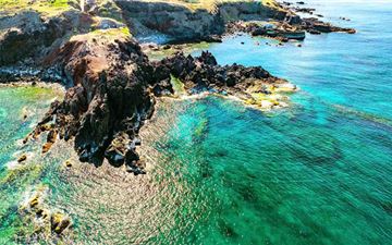 Tour Phú Quý 2N2Đ: HCM - Gành Hang - Phong Điện - Núi Cao Cát - Vịnh Triều Dương