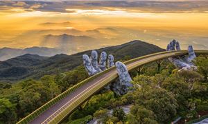 Cầu Vàng trên Bà Nà Hills.