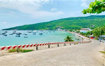 Tour Hòn Sơn 2N2Đ: Thiên Nhiên Hoang Sơ Kỳ Thú