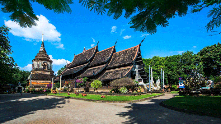 Chùa cổ Lok Molee.