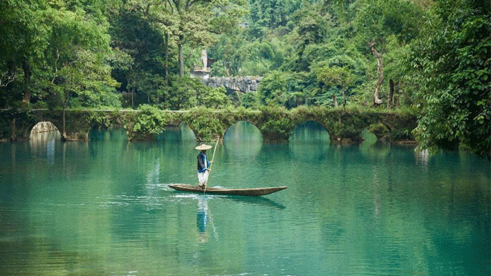 Thắng Cảnh Tiểu Thất Khổng.