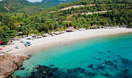 Tour Nha Trang 3N3Đ: HCM - Vịnh San Hô - Biển Nhũ Tiên - VinWonders (Option)