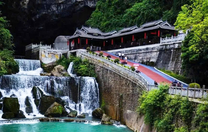 Ân Thi Long Lân Cung