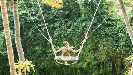Chơi Swing.