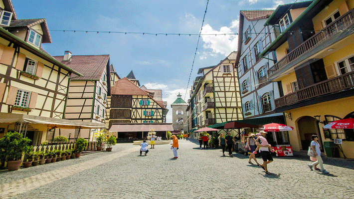 Làng Pháp Colmar Tropicale.