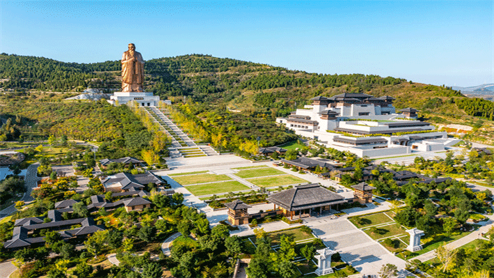 Ni Sơn Thắng Cảnh