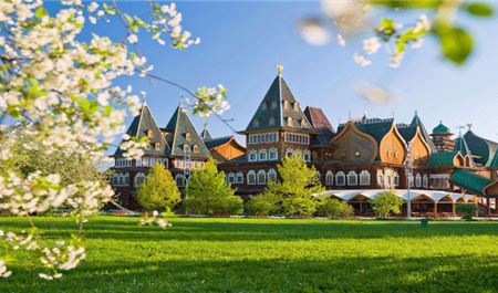 Tour Nga 8N7Đ: HCM - Saint Petersburg - Moscow - Du Thuyền Sông Neva