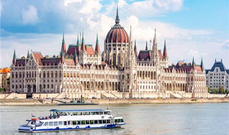 Tour Châu Âu 10N9Đ: HCM - Đức - Áo - Slovakia - Hungary - Séc