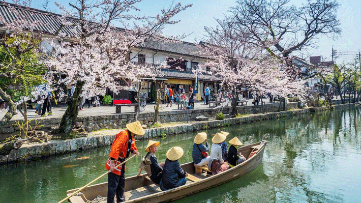 Khu phố lịch sử Kurashiki Bikan.