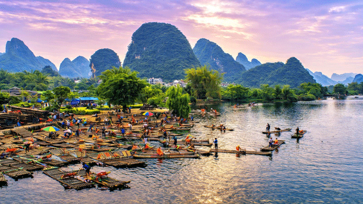 Trải Nghiệm Ngồi Bè Tre Tại Công Viên YuLong.