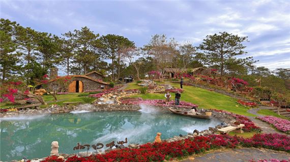 Lạc Hư Cổ Trấn