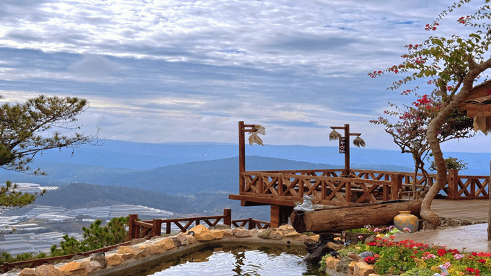 Lạc Hư Cổ Trấn.