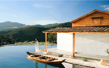 Tour Đà Lạt 3N3Đ: HCM - Thị Trấn Iyashi - Langbiang Land - Gà Nướng Đập Lu