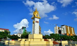 Tượng Đài Hữu Nghị Việt NAm - Campuchia.