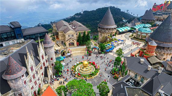 Quan cảnh trên Bà Nà Hills.