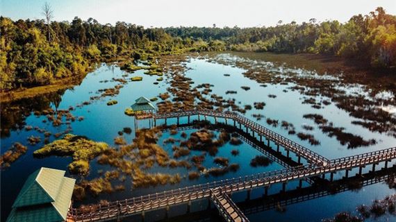 Hồ Luâng Lalak
