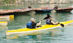 ivv-du-thuyen-athena-kayak.gif