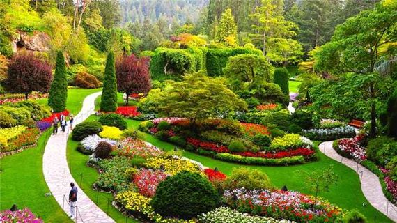 butchart-gardens-canada-ivv.jpg